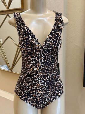 DKNY Printed Ruffle Plunge Underwire
Tummy-Control One-Piece Swimsuit. NWT
